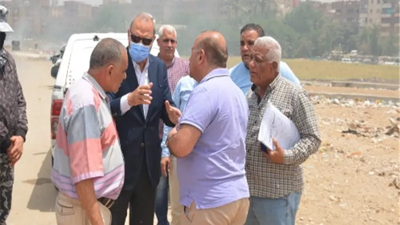 محافظ القليوبية يتابع أعمال النظافة والاشغالات بشبرا الخيمة