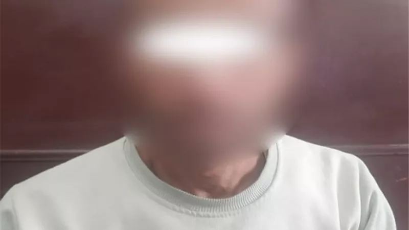 ضبط هارب من 25 سنة سجن بموقف إتوبيسات السلام