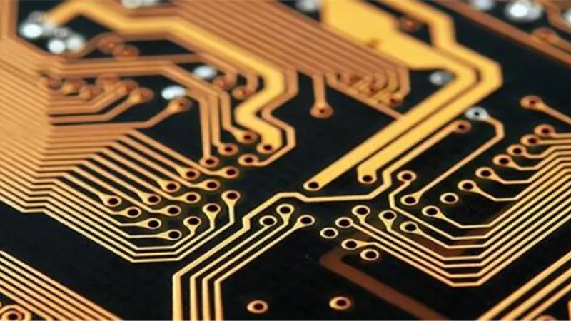 الذهب يستخدم في صناعة الإلكترونيات والزجاج.. فيديو جراف