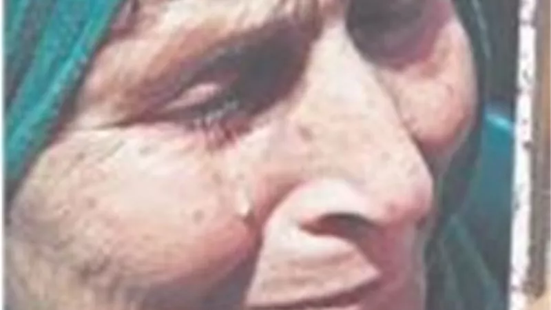 مين يشيل الأب والأم في الكِبَر والمرض والوحدة؟