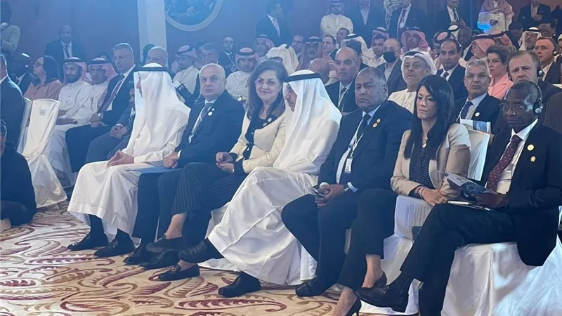 وزيرة التخطيط تشارك بحفل إطلاق منتدى القطاع الخاص