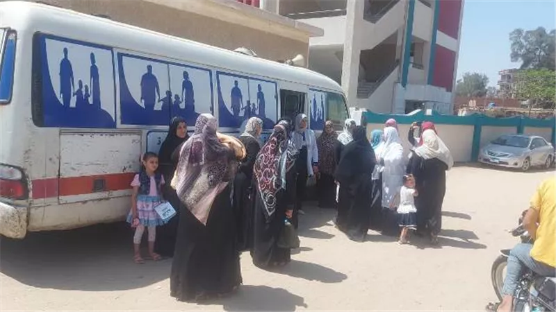جامعة الزقازيق توجه قافلة طبية توعوية لكفرموسى عمران