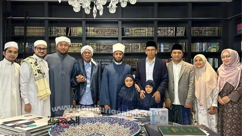 الأزهري: إذا كنتم تفضلتم بحملي على الأعناق فأنا أحملكم فوق رأسي