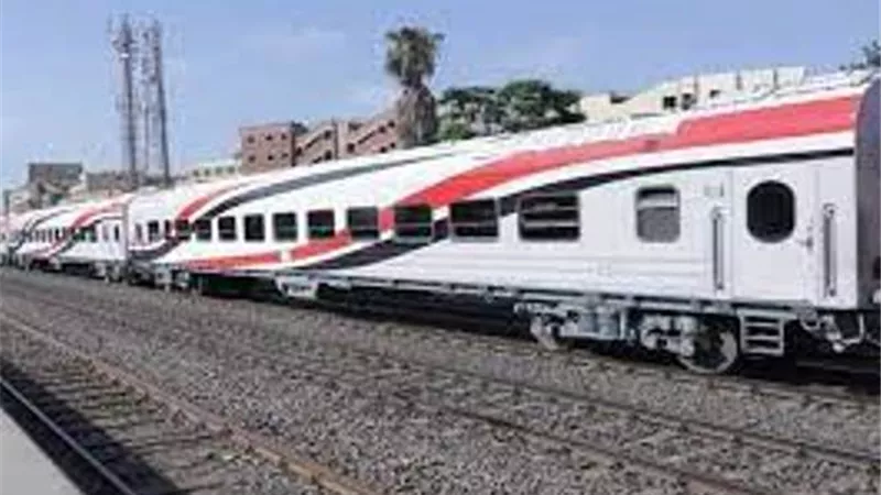 وزير النقل: القطار الروسي ضمن صفقة 1350 عربة.. فيديو