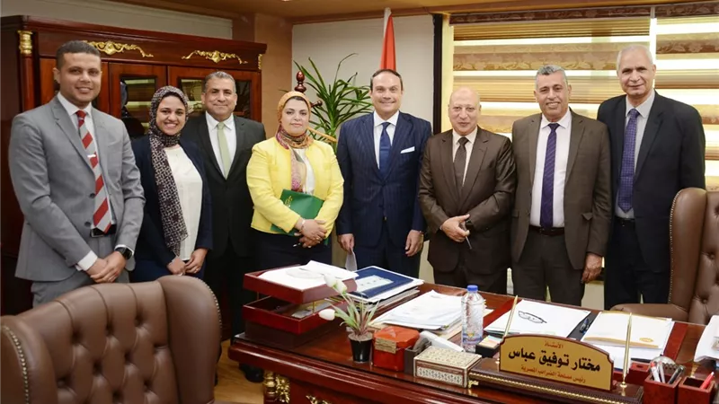 توقيع مذكرة تفاهم بين الضرائب والمصرية للإيداع والقيد المركزي