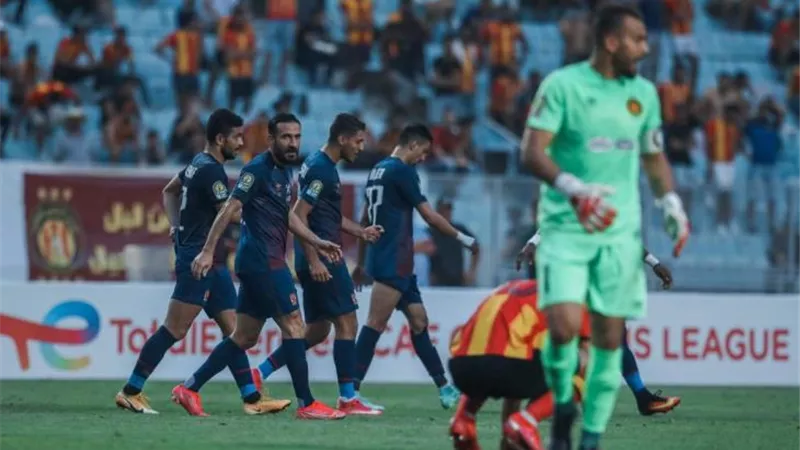 الموافقة على حضور 10 آلاف متفرج لمباراة الأهي والترجي
