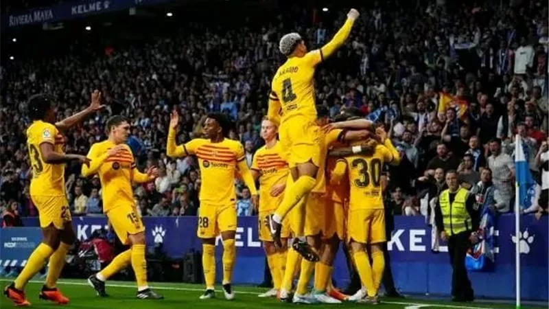 برشلونة بطلاً للدوري الإسباني برباعية فى شباك إسبانيول