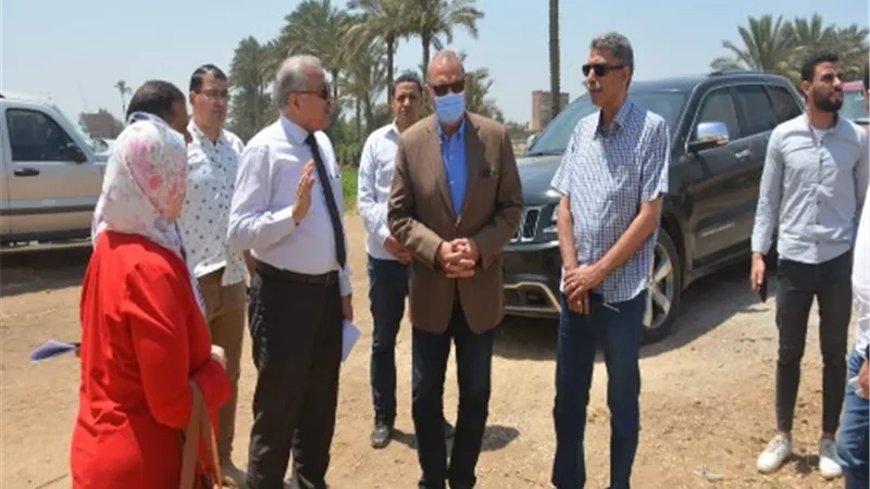 محافظ القليوبية يتفقد مشروعات حياة كريمة بمدينة شبين القناطر..صور