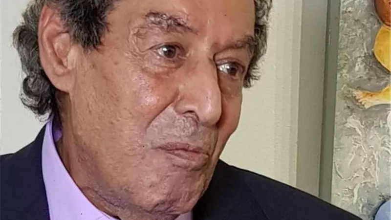 تشيع جثمان نجل الشاعر مجدى نجيب بعد صلاة الظهر