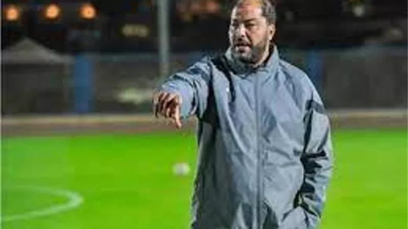 الشبعانى يرفض الترجى ويتمسك بسيراميكا كليوباترا