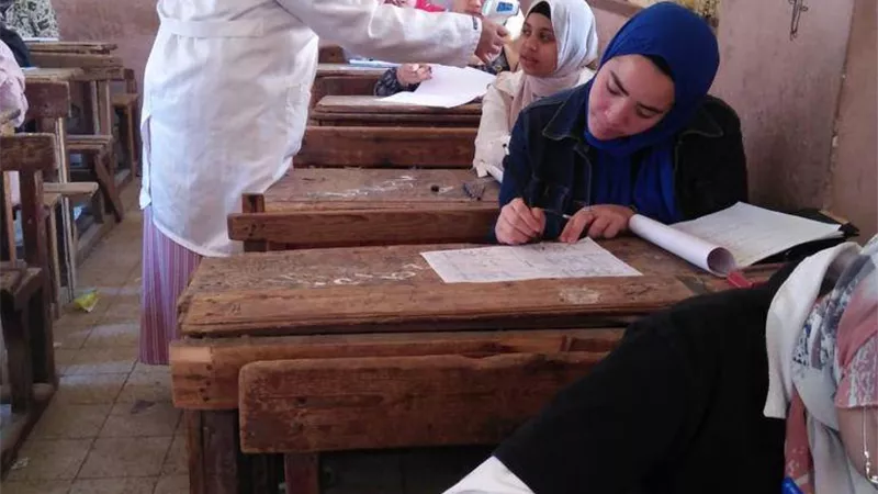 متابعة الاطقم الطبية للجان الاعدادية فى الدقهلية