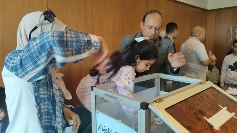 قرعة علنية على وحدات سكنية للمنقولين من رفح والشيخ زويد