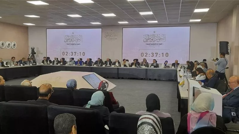 محمود فوزي: الحوار الوطني ينطلق من خلال قواعد راسخة ويقوم على بناء روح جديدة