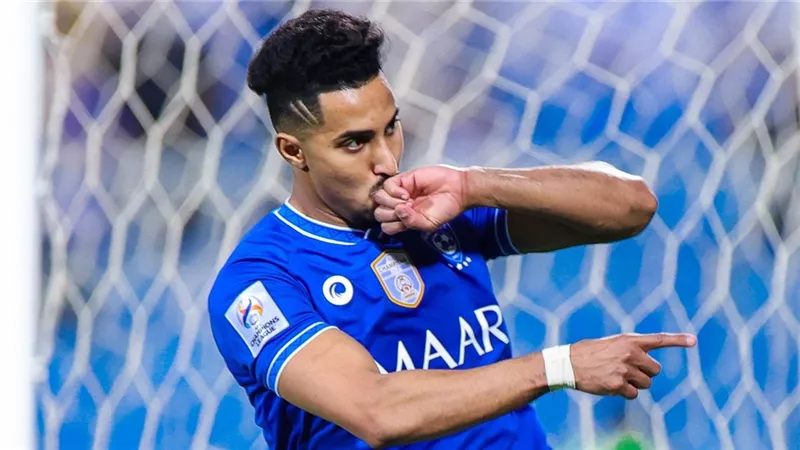 سر إستبعاد الدوسري من قائمة الهلال أمام اتحاد جدة