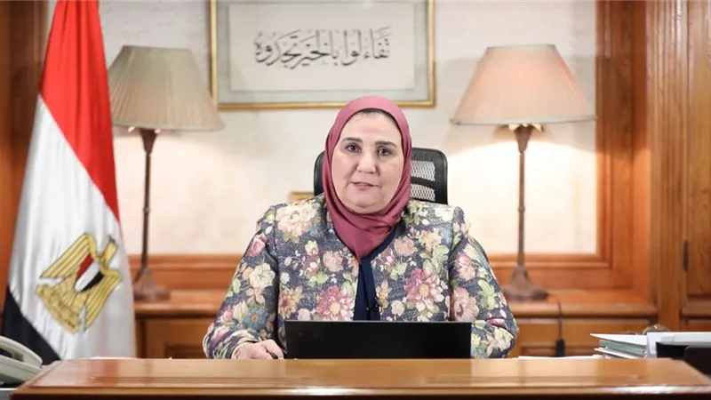 وزيرة التضامن:60 ألف جنيه لكل صاحب باكية بحادث حريق الابراهيمية