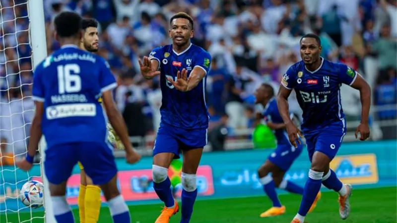 الدوري السعودي.. إيجالو يقود هجوم الهلال أمام اتحاد جدة