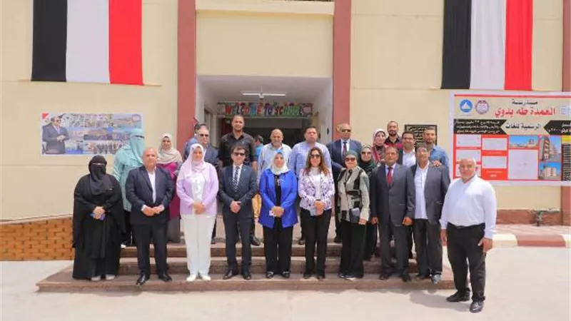 محافظ دمياط تفتتح مدرستين بفارسكور ضمن إحتفالات العيد القومى