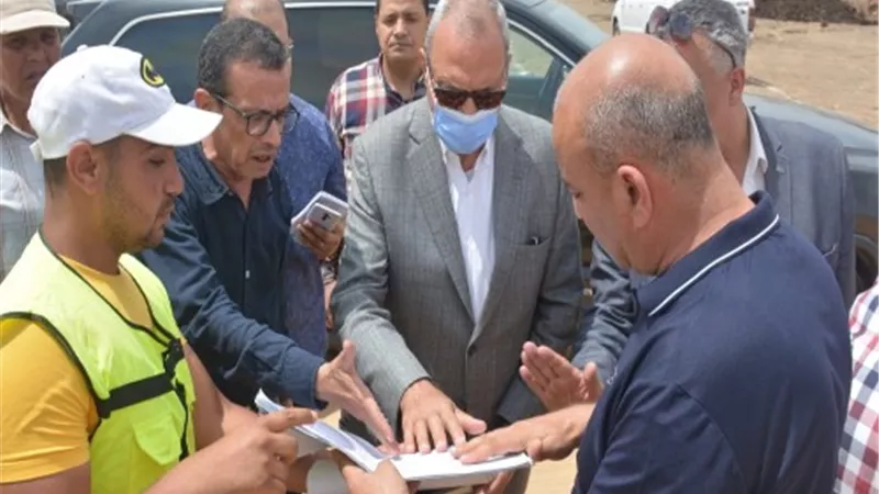محافظ القليوبية يتفقد أعمال تطوير مجزر بكفر سعد وطريق ابو الغيط