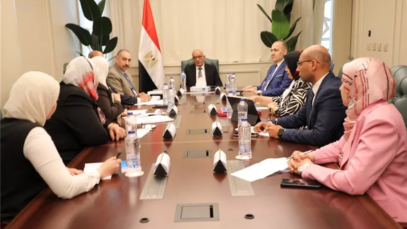 حجازي: آليات جديدة لزيادة الاستثمار في مدارس النيل الدولية