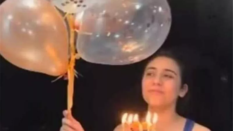 الغرف التجارية تحذر من بلالين الهيليوم وسبراي أعياد الميلاد