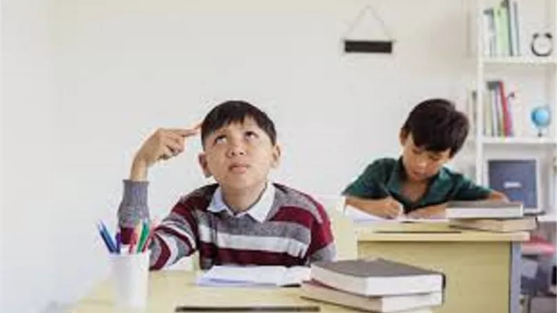 وَاحْلُلْ عُقْدَةً مِّن لِّسَانِي يَفْقَهُوا قَوْلِي