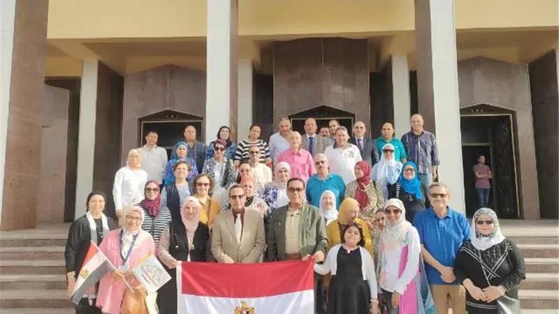 محافظ شمال سيناء يلتقي أعضاء جمعية أحياء التراث المصرية