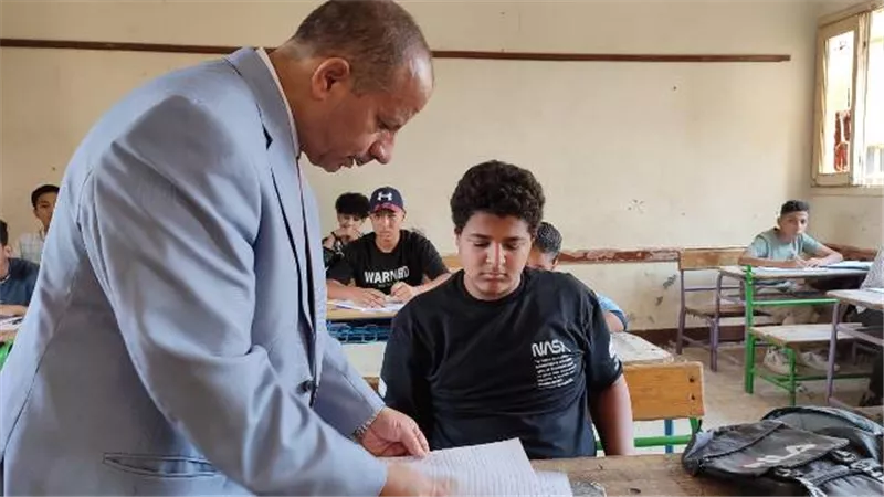 لا شكاوى من الجبر والتفاضل وحساب المثلثات للثانى الثانوى بالأقصر