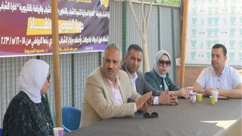 الصبروط وصلاح يشهدان دورة الغوص و الإنقاذ بنادى بنها