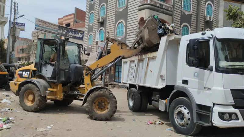 زراعة 900 شجرة و1000 متر نجيل طبيعي بجمصة