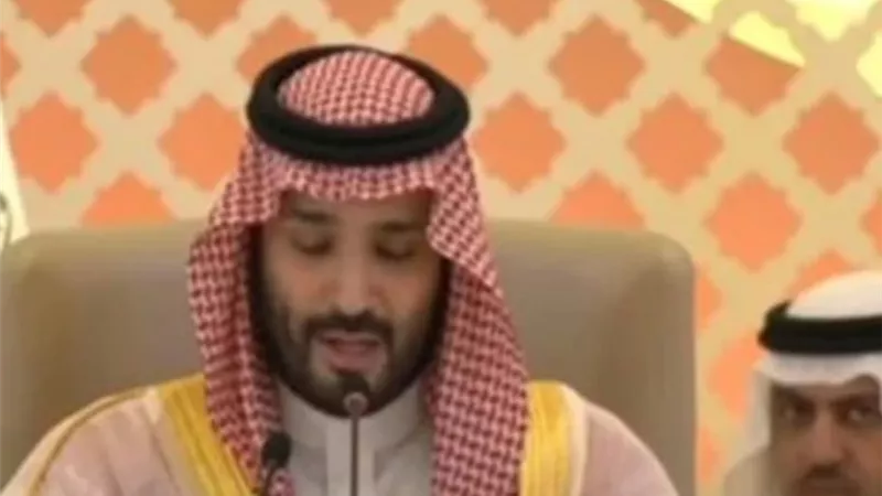 بن سلمان : الدول العربية لن تسمح بتحول المنطقة لميدان صراعات