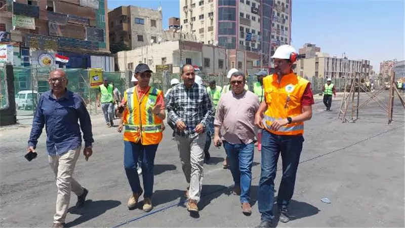 علام يتابع مستجدات تأهيل معرض شباب مصر ببنى سويف