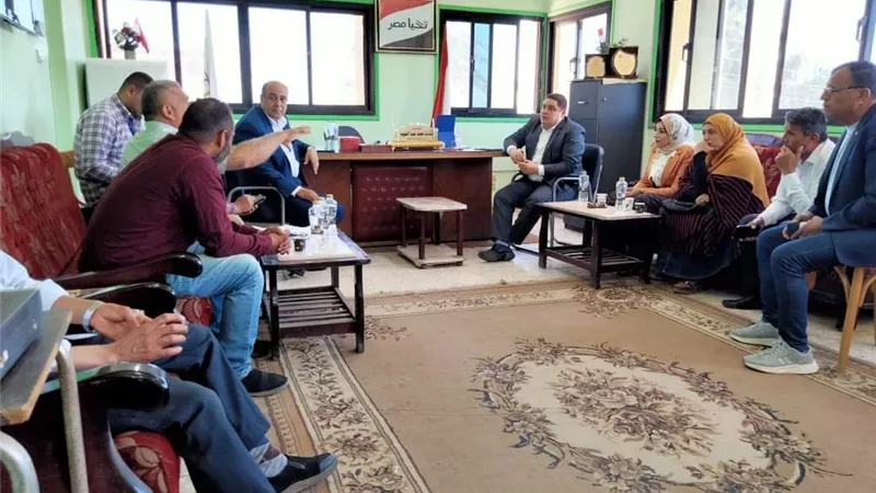 مشكلات سمسطا على طاولة البحث