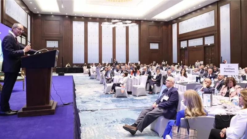 الاتصالات :جارى إنشاء 5 كوابل بحرية جديدة