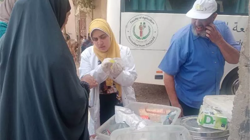 مديرية بيطري الجيزة تنظم قافلة علاجية بابوالنمرس
