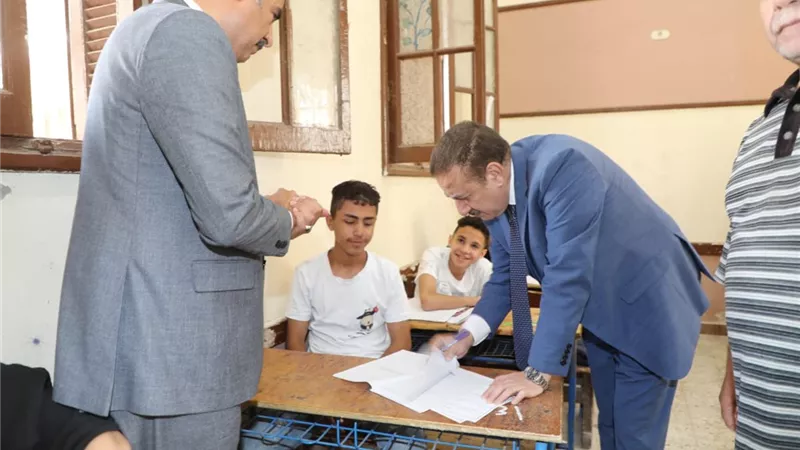 حضور 99.9 % لإمتحان الإنجليزى بالشهادة الإعدادية بالمنوفية