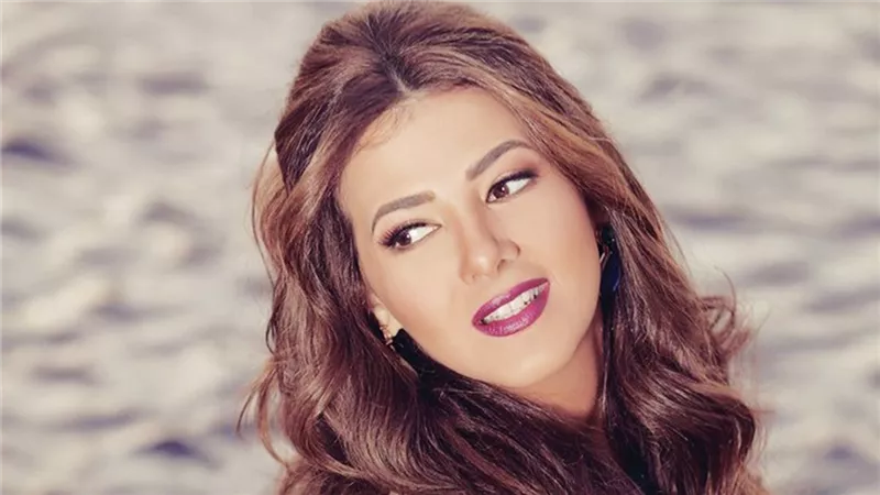 دنيا سمير غانم تحيي ذكرى والدها برسالة مؤثرة
