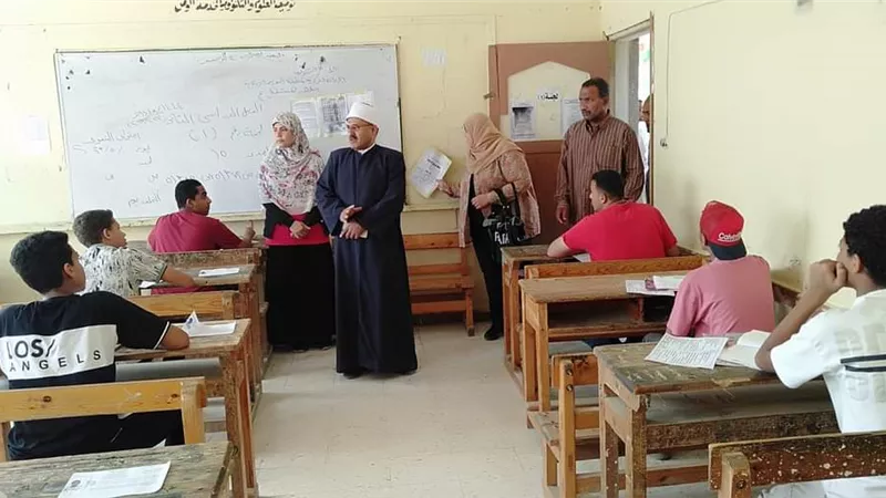 إنطلاق إمتحانات الشهادتين الإبتدائية والإعدادية الأزهرية بالسويس