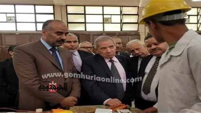 قيادات التعليم الفنى تتابع امتحانات الدبلومات بالمنوفية