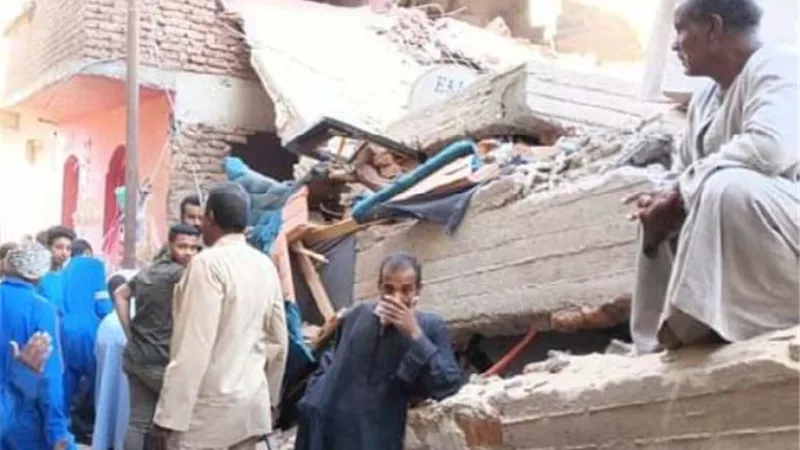 دموع.. وأحزان في بيت القناوية
