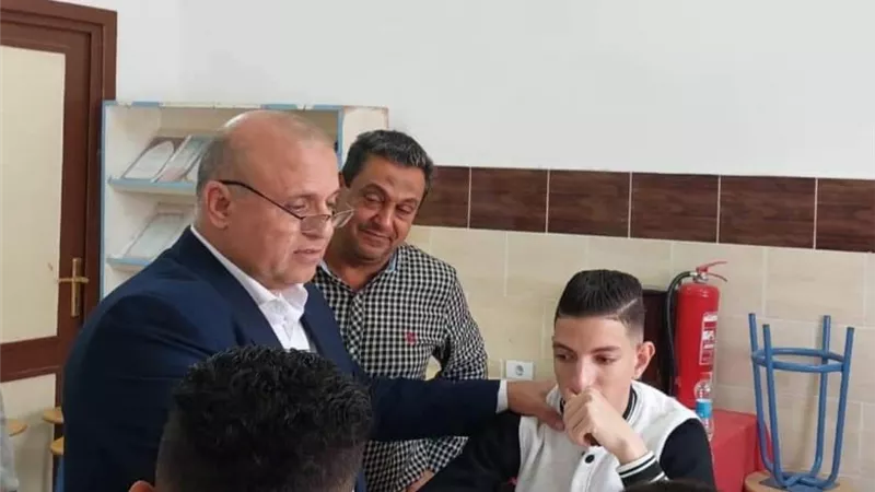 وكيل تعليم دميـاط يتابع الإمتحانات العملية لطلاب الدبلومات الفني