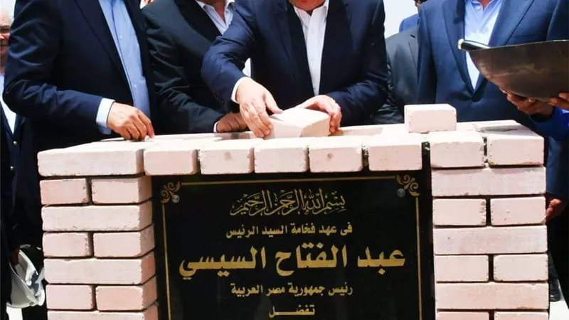 وزير البترول يضع حجر الأساس لشركة شمال أبوقير للمغذيات الزراعية