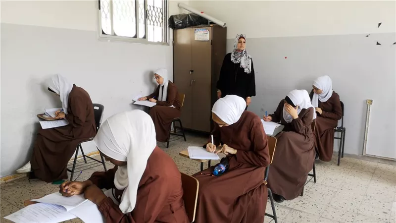 انطلاق امتحانات الشهادة الثانوية الأزهرية فى فلسطين