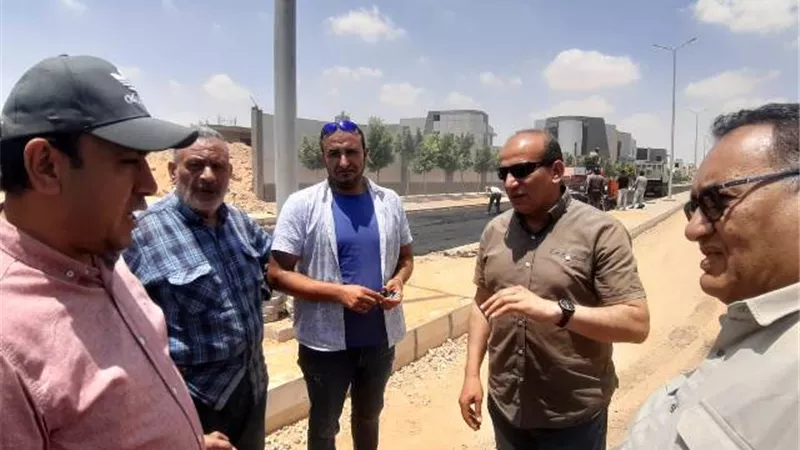 تعرف على أحدث مشروعات الطرق فى مدينة الشروق.. بالصور
