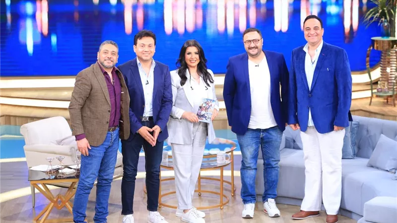 الخميس.. أبطال مسرحية 