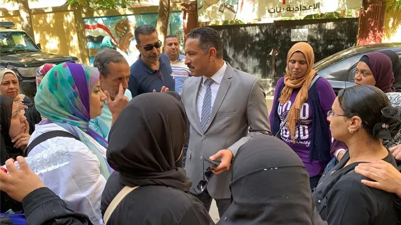 إلغاء العام الدراسي ل9 طلاب بالجيزة لحيازة التليفون المحمول