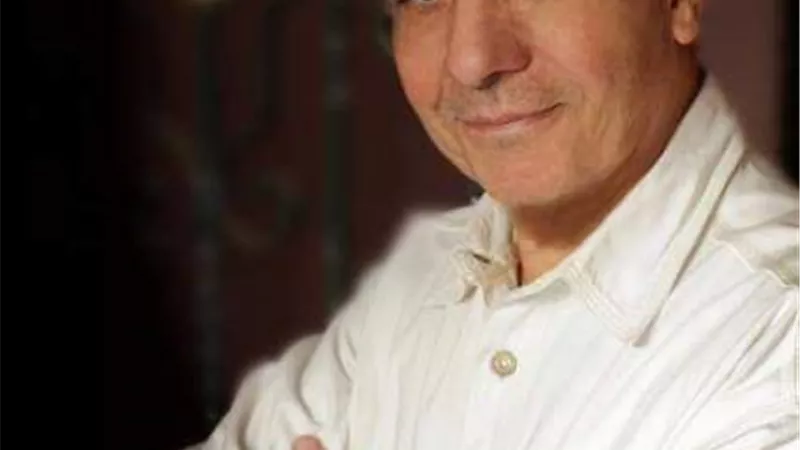 سيد خاطر يدعو لتكريم العصفوري