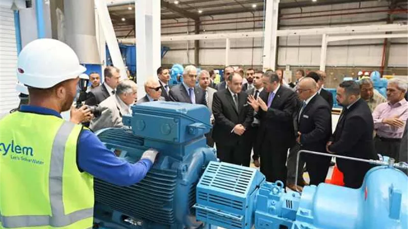 وزير التجارة يفتتح مصنع زايلم لإنتاج مضخات المياه في مصر