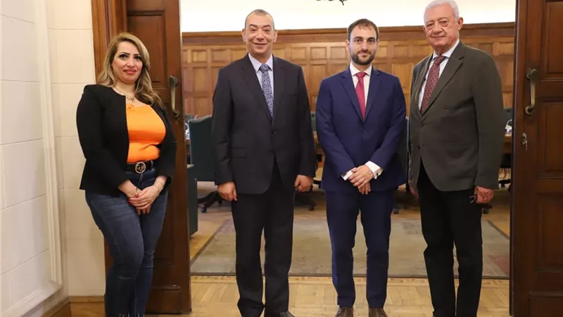 الملحق التجاري لدولة إسبانيا:السوق المصرية فرصة للإستثمار