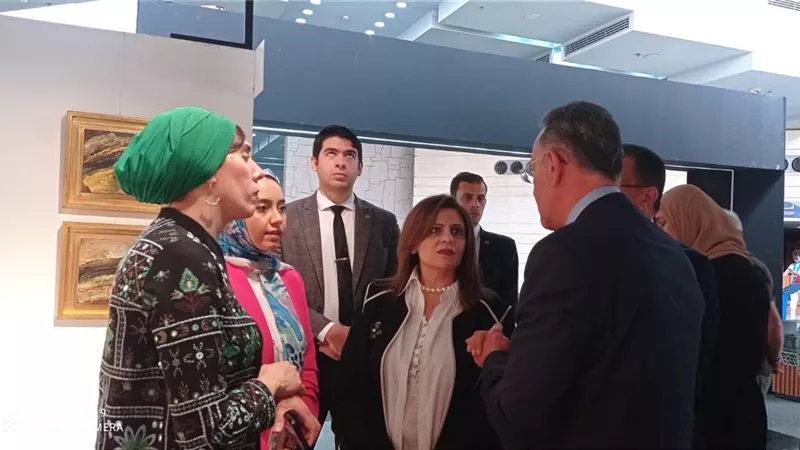 وزيرة الهجرة وشئون المصريين بالخارج تزور المتحف القومي للحضارة