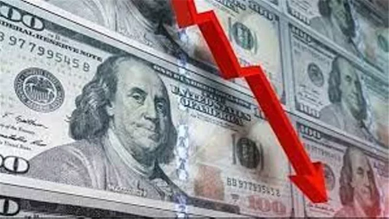 اندبندنت : ضربة قاصمة لدولار السوق السوداء بمصر.. السبب تراجع الطلب